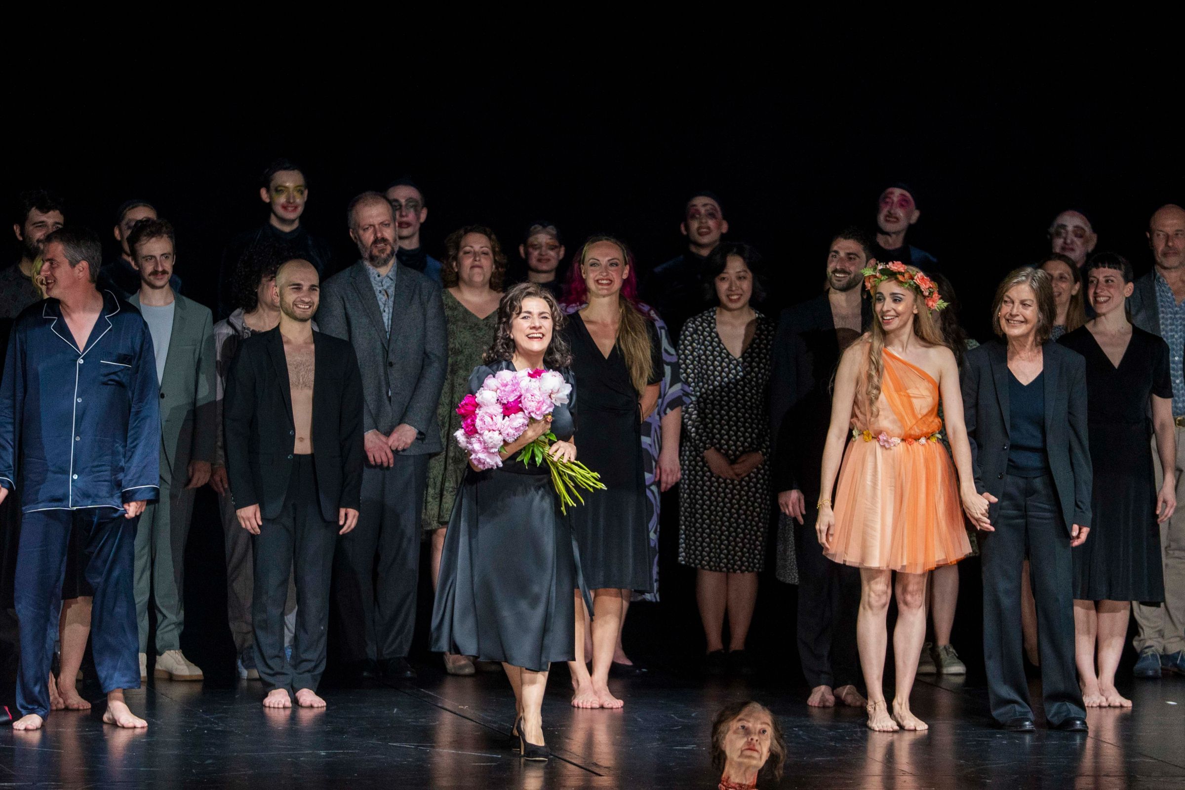 Cecilia Bartoli (center) and the company of <i>Hotel Metamorphosis</i> &copy; © SF/Monika Rittershaus