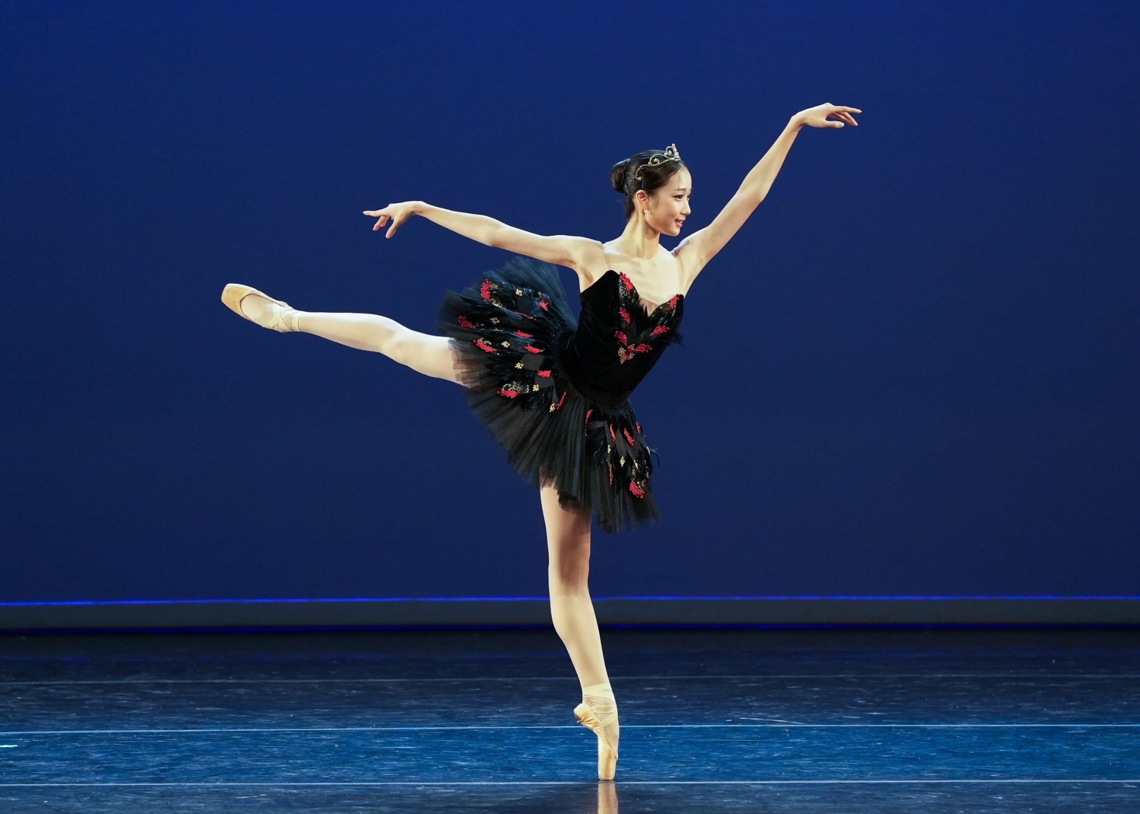 <i>Black Swan</i> pas de deux featuring Yeonseo Choi &copy; Emma Zordan