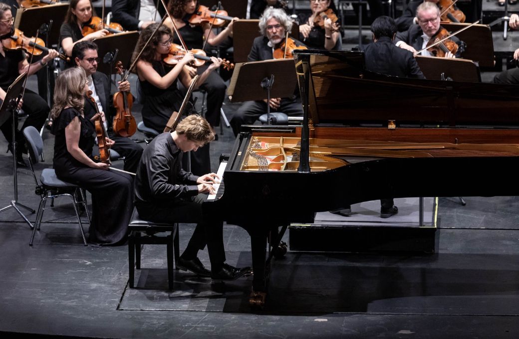 Evgeny Konnov en el Auditorio de Tenerife con la OST © Miguel Barreto | Orquesta Sinfónica de Tenerife