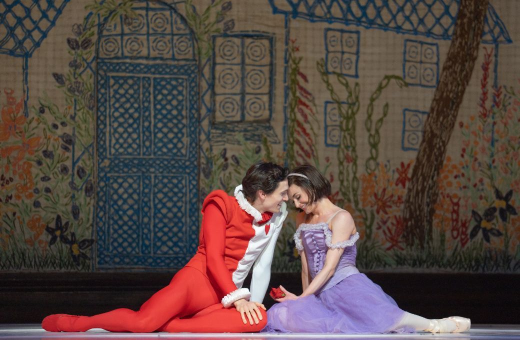 William Bracewell (Knave of Hearts), Anna Rose O'Sullivan, <i>Alice's Adventures in Wonderland</i> &copy; Andrej Uspenski