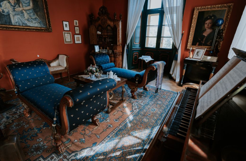 Music room, Loučeň Castle &copy; Dan Řež&aacute;bek | Central Bohemia Tourist Board