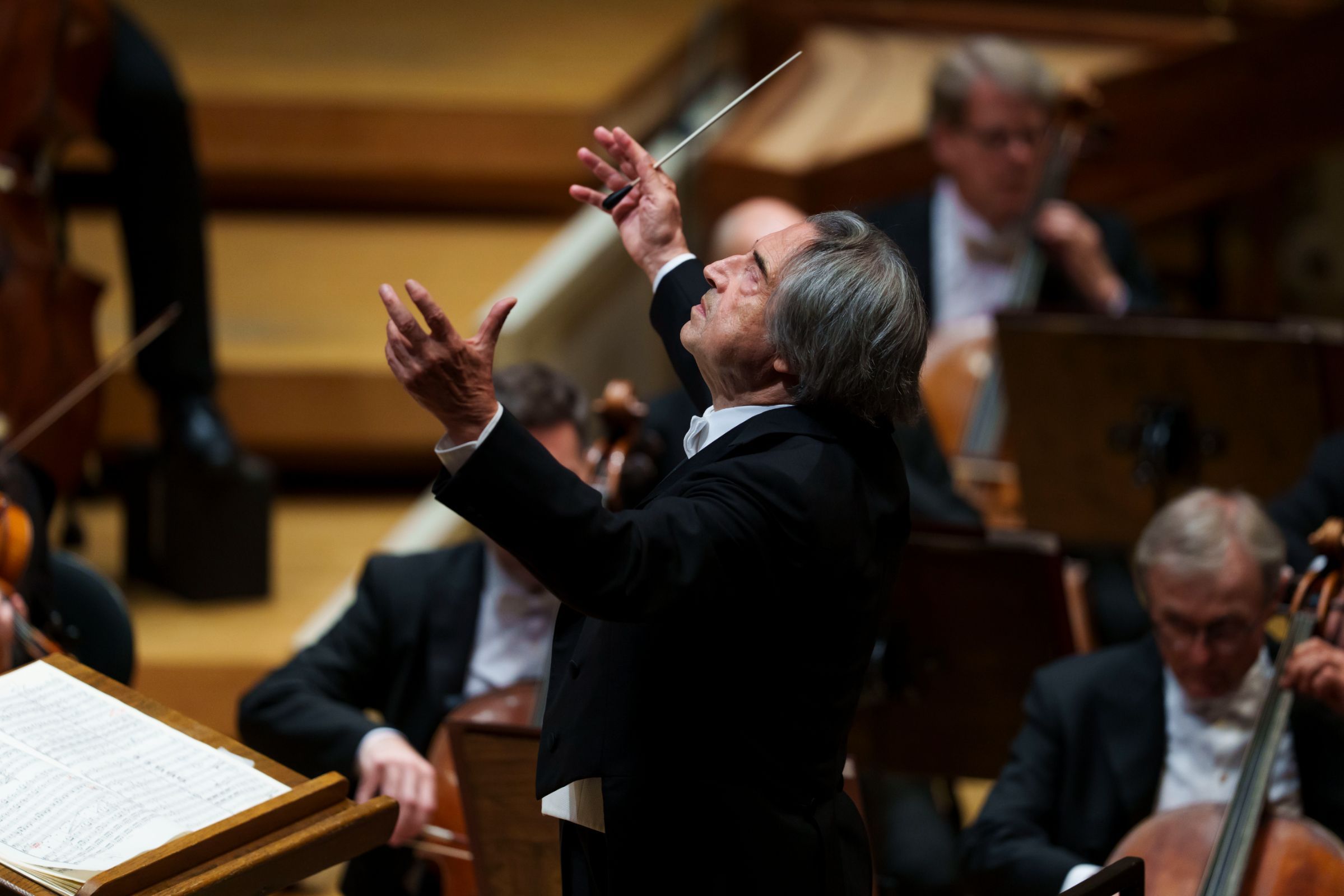 Riccardo Muti conducts the Chicago Symphony &copy; Todd Rosenberg Photography