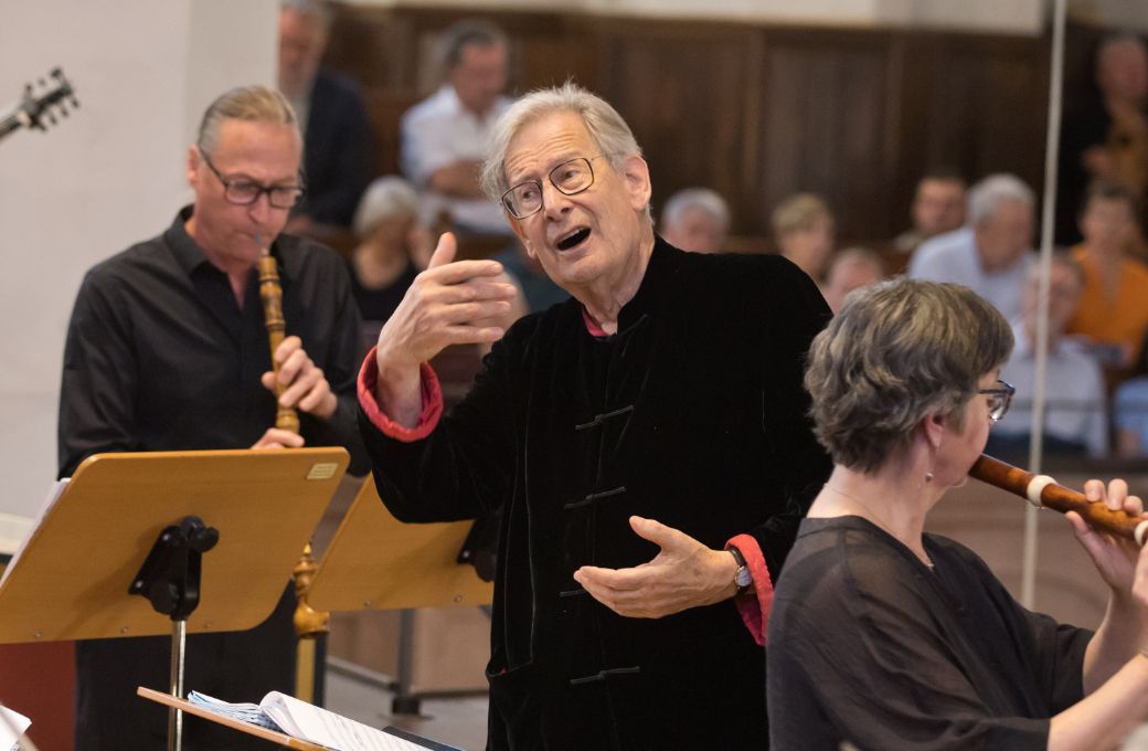 Sir John Eliot Gardiner dirigiert The Constellation Orchestra and Choir in der Thomaskirche © Gert Mothes