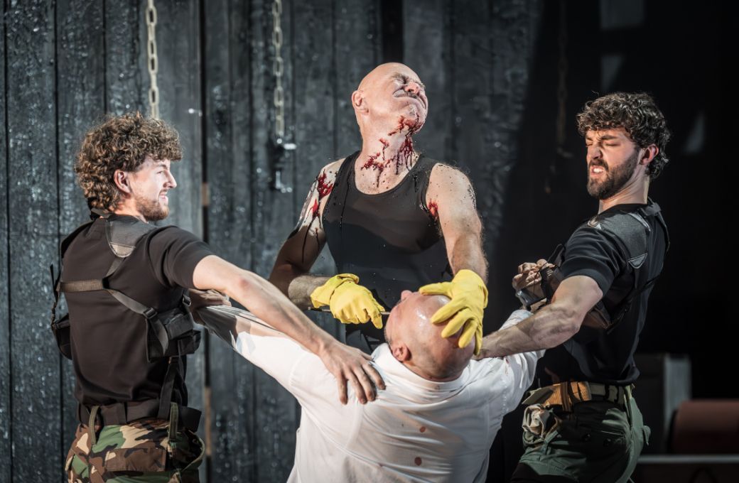 Andreas Jankowitsch (Orlik) and Luciano Batinić (Kochubey) &copy; Marc Brenner