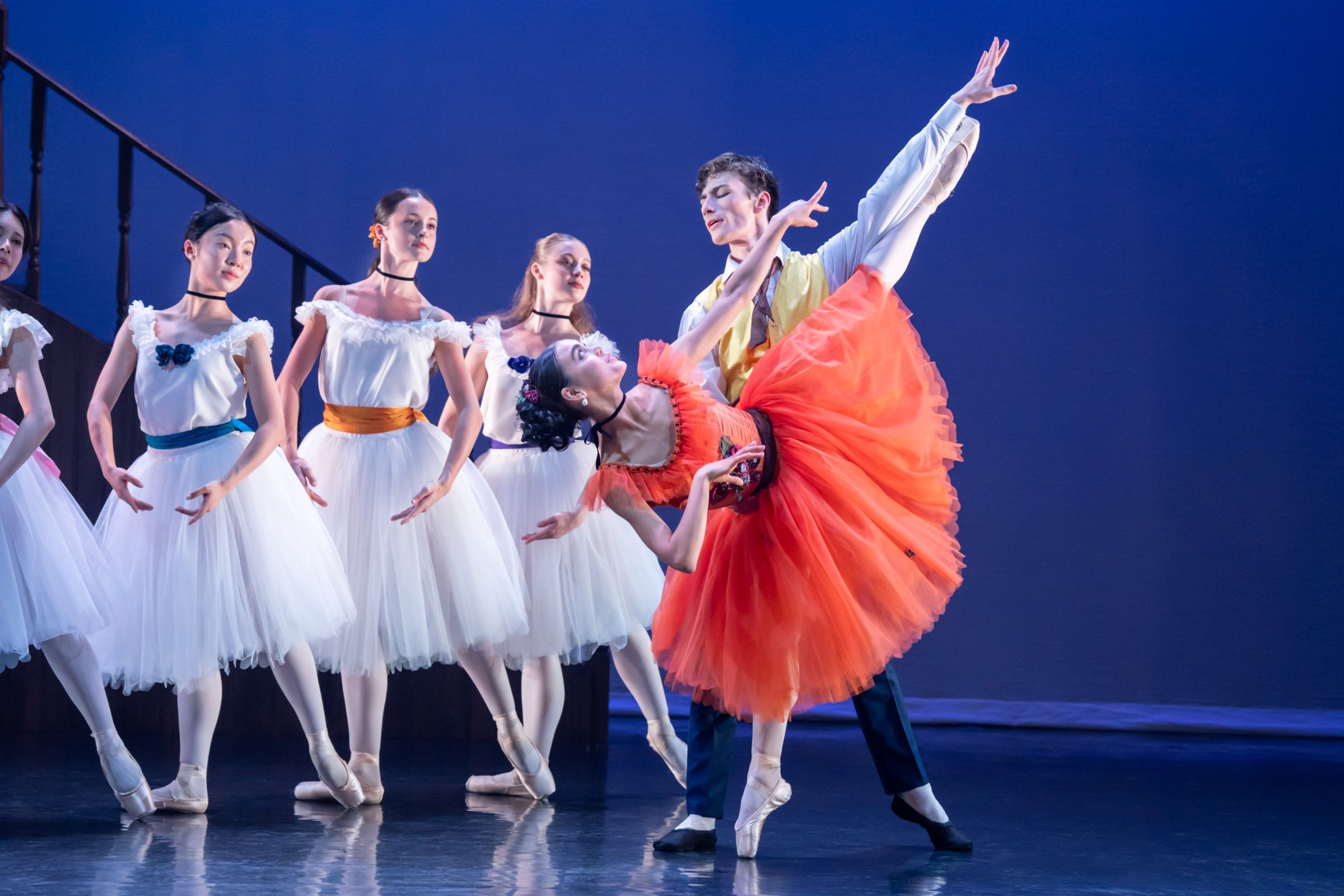 Tara Darlami and Archie Anderson in Frederick Ashton's <i>Foyer de danse</i> © Johan Persson
