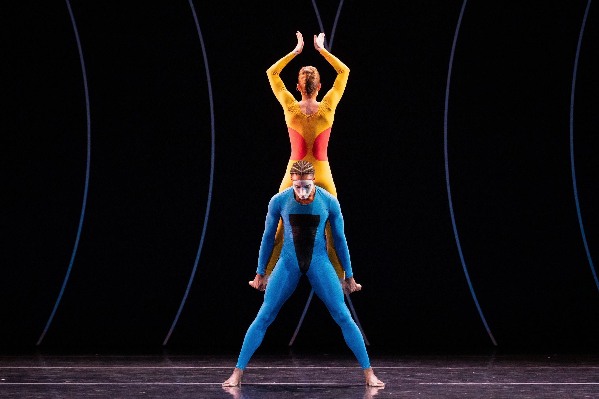 Kristin Draucker and Devon Louis in Paul Taylor's <i>Tablet</i> © Steven Pisano