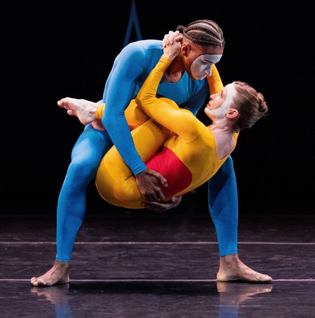 Kristin Draucker and Devon Louis in Paul Taylor's <i>Tablet</i> © Steven Pisano