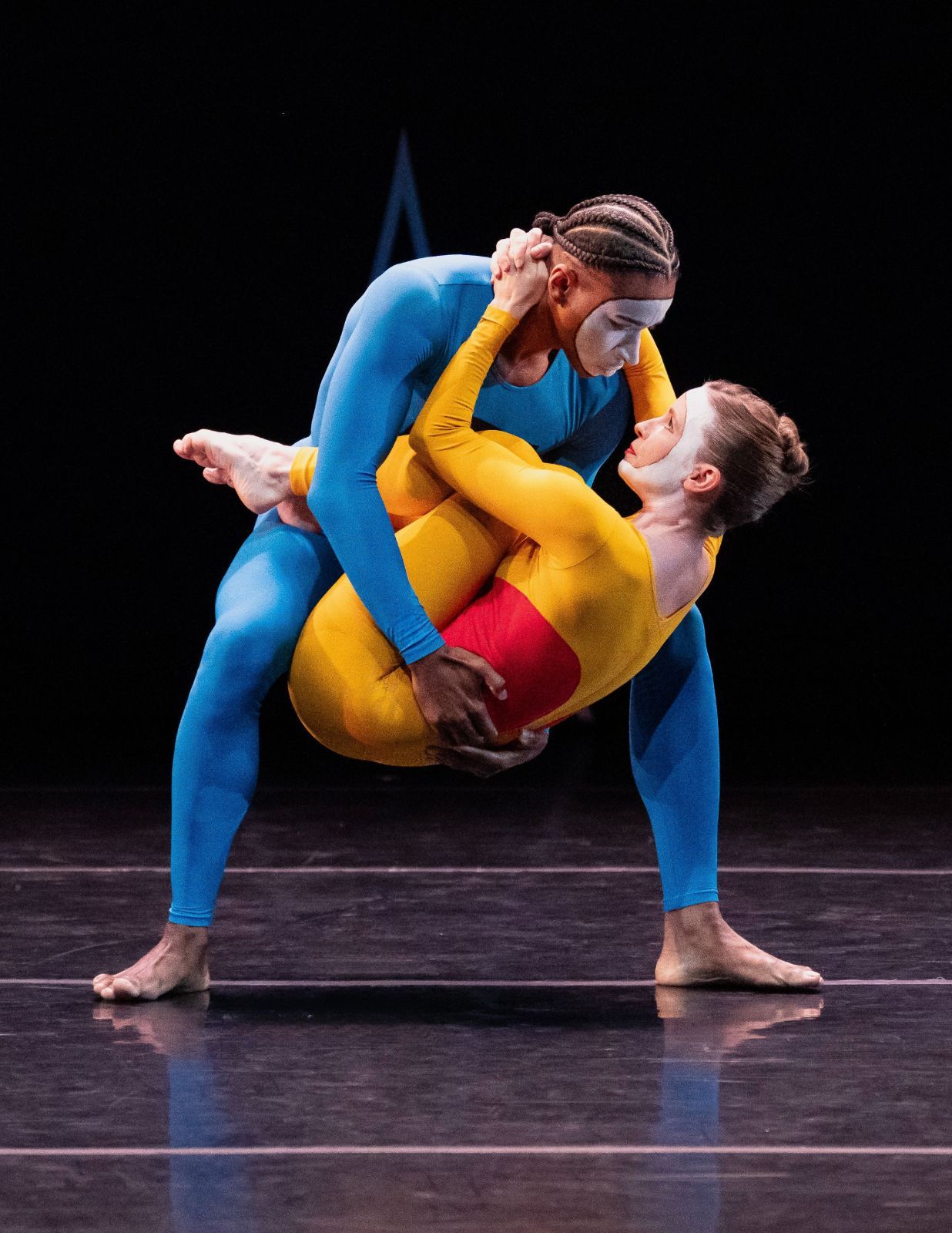 Kristin Draucker and Devon Louis in Paul Taylor's <i>Tablet</i> © Steven Pisano