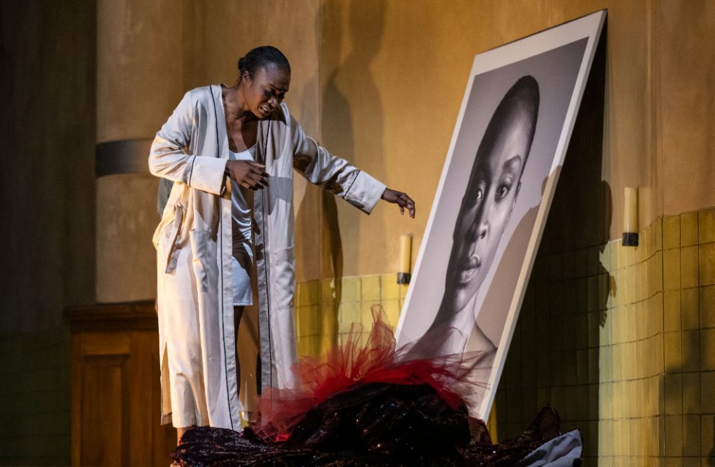<i>La Traviata</i> au Grand Théâtre de Genève &copy; Carole Parodi