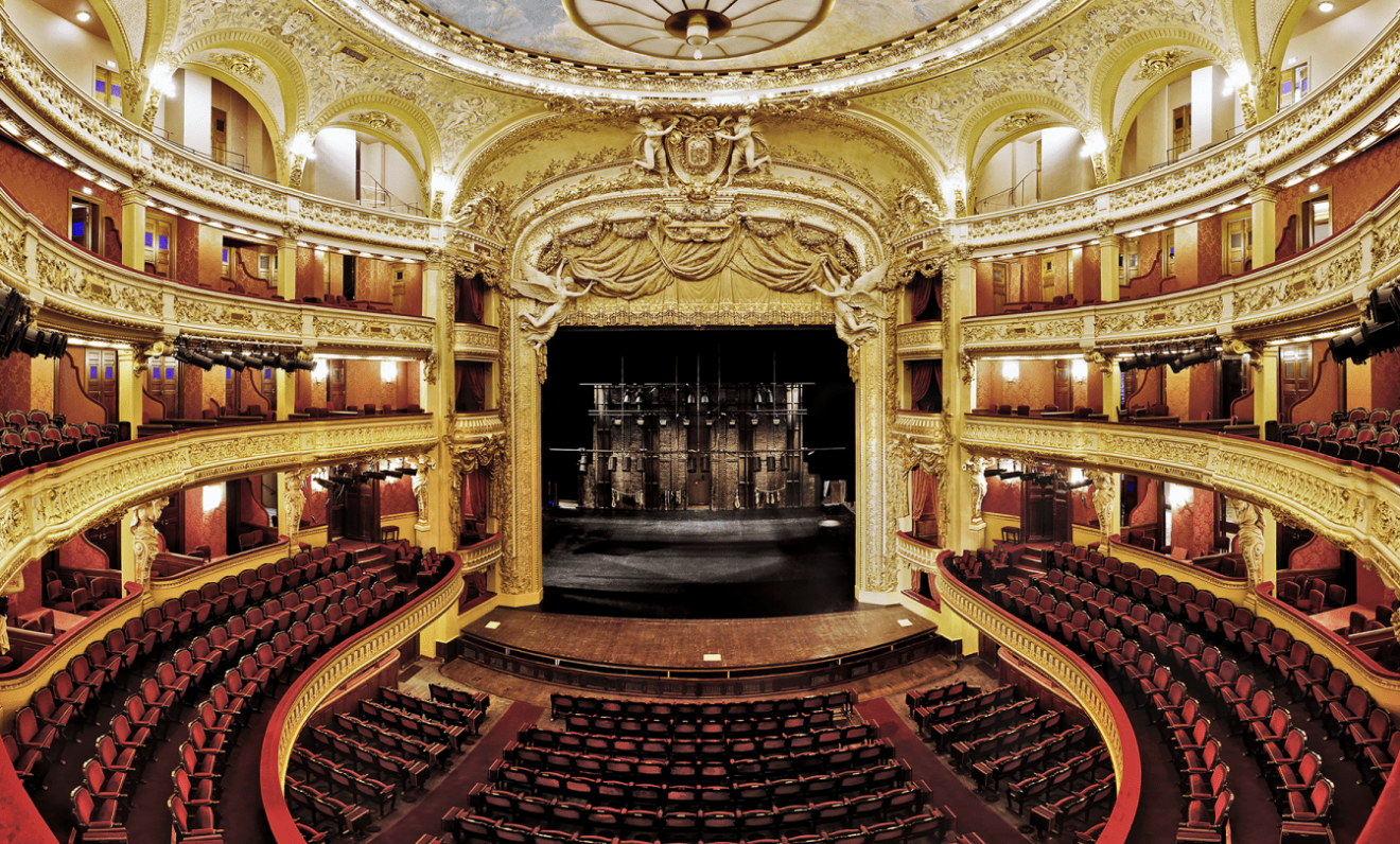 Auditorium &copy; Stefan Brion