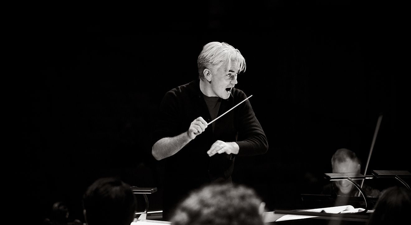 Edward Gardner, Principal Conductor © Jason Bell