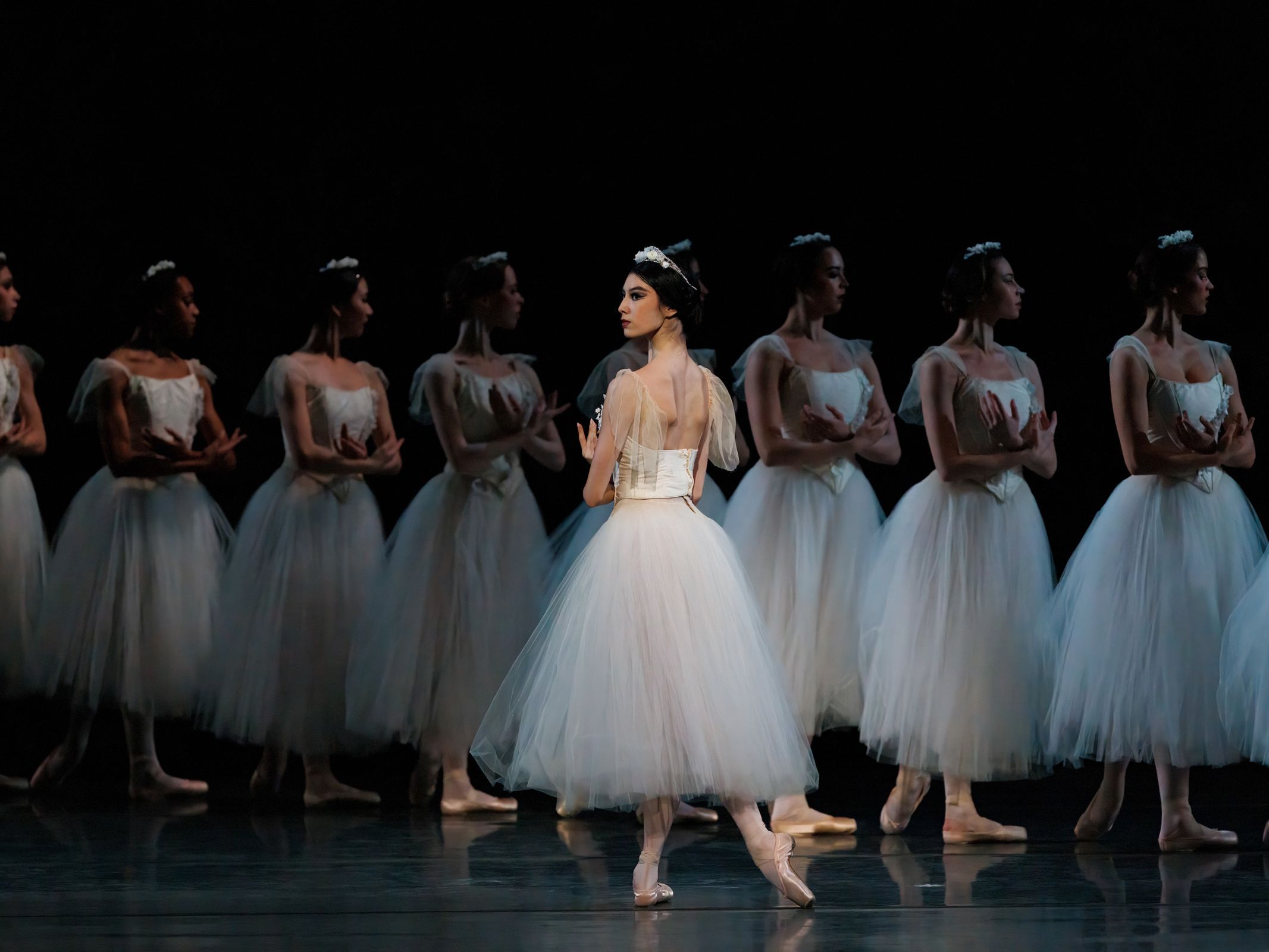 Chloe Misseldine as Myrtha in American Ballet Theatre's <i>Giselle</i> © Ben McKeown