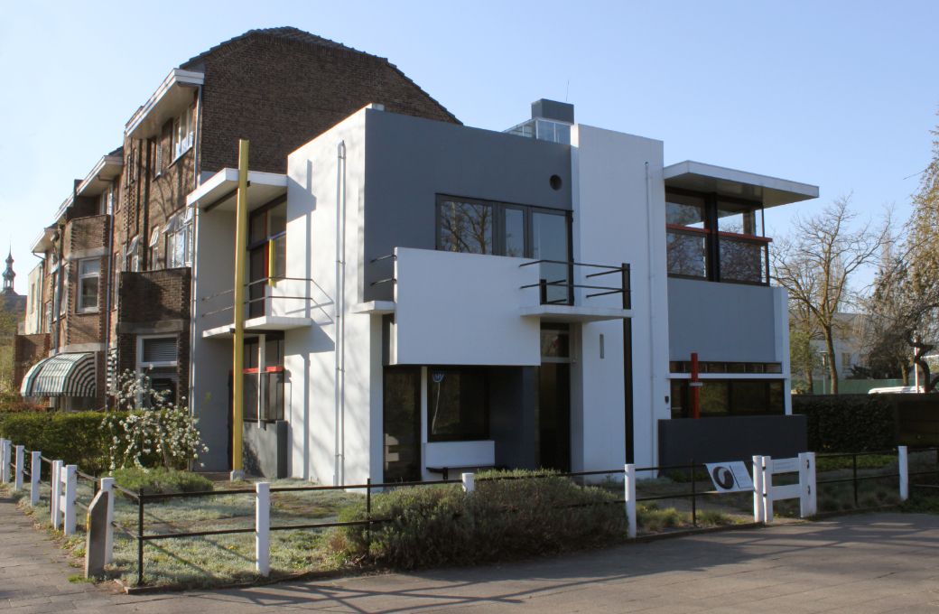 Rietveld Schr&ouml;der House, Utrecht &copy; Husky | Wikimedia Commons CC BY 3.0