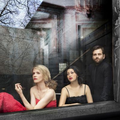 Piazzolla Four Seasons of Buenos Aires with Neave Trio