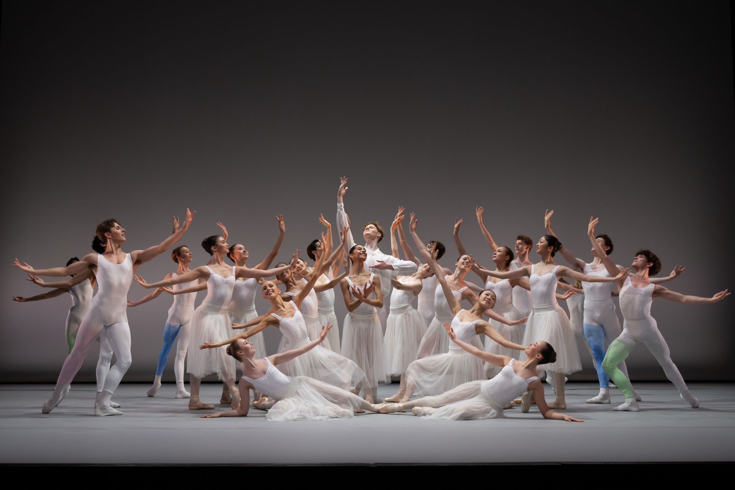 Upper School students in <i>Sweet Morning Blooms</i> by Jessica Lang © Photography by ASH