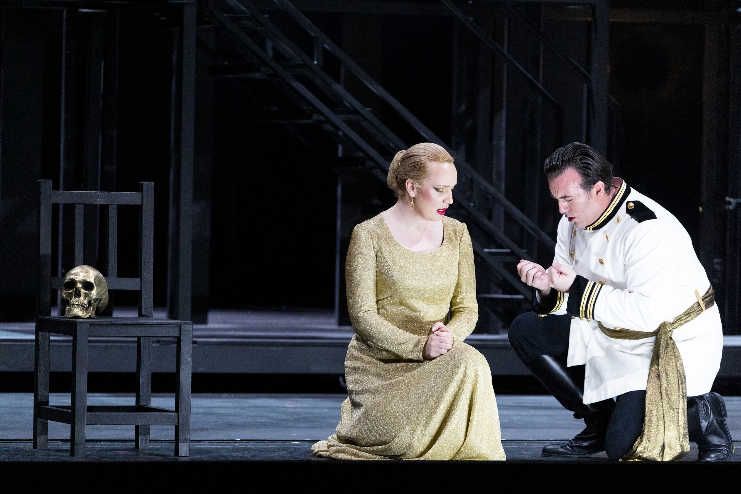 Vasilisa Berzhanskaya (Adalgisa) and Freddie De Tommaso (Pollione) © Brescia e Amisano | Teatro alla Scala