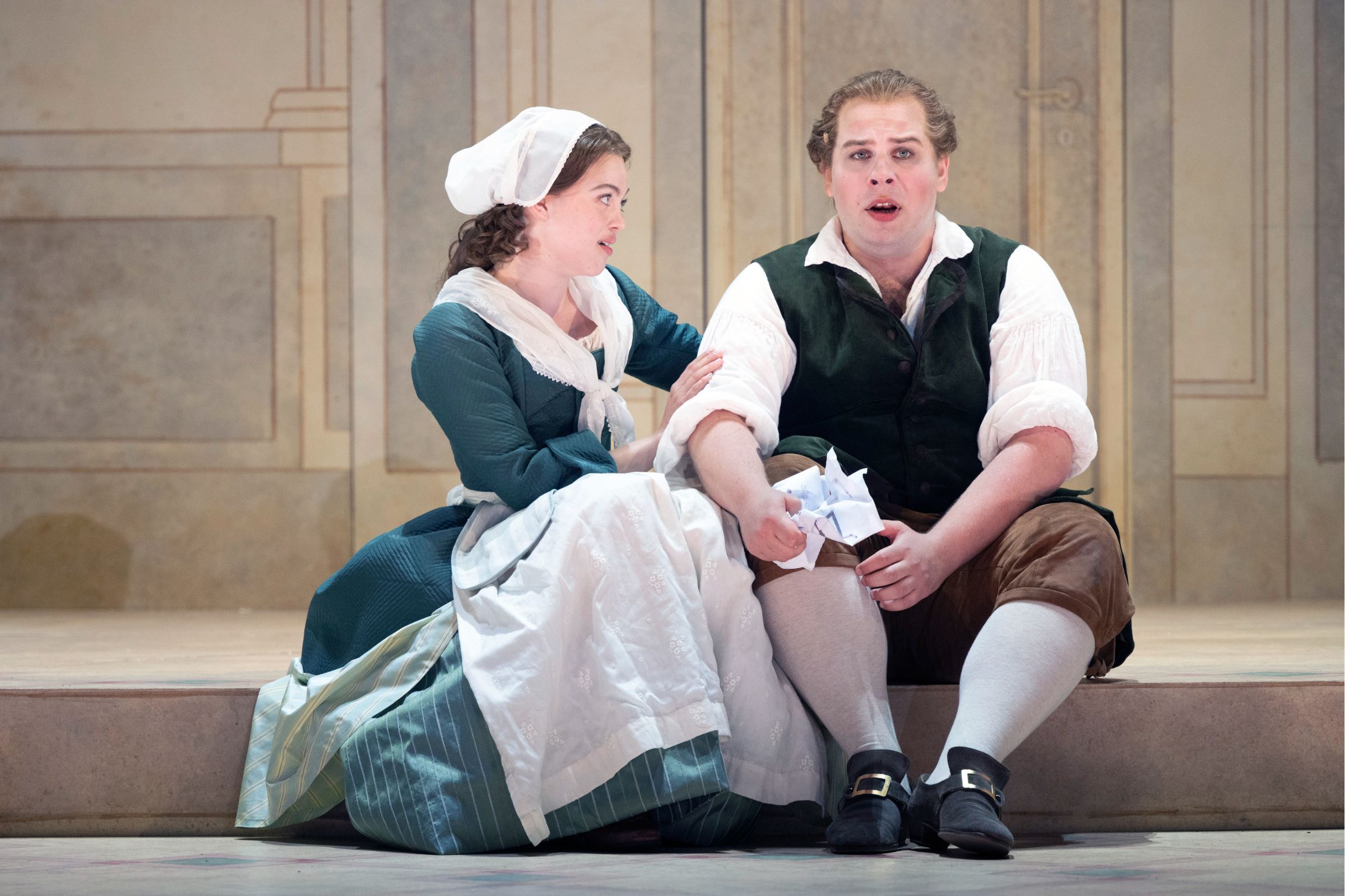 Johanna Wallroth (Susanna) and Michael Nagl (Figaro) © Glyndebourne Productions Ltd | Photography by Richard Hubert Smith