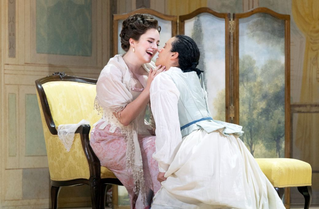 Louise Alder (Countess) and Adèle Charvet (Cherubino) © Glyndebourne Productions Ltd | Photography by Richard Hubert Smith