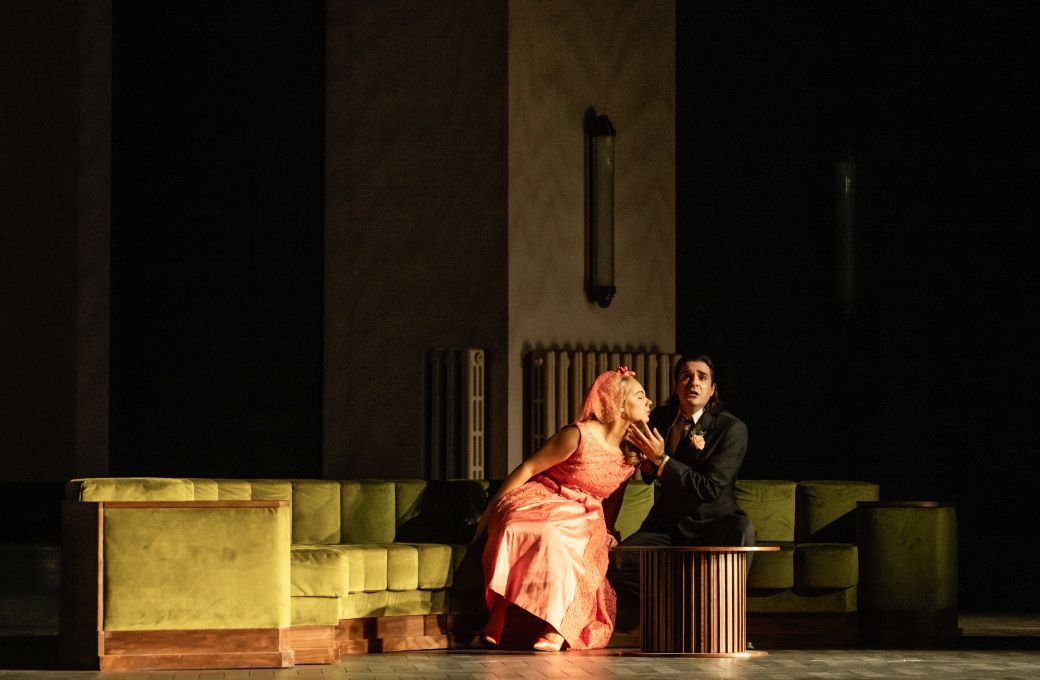Niamh O'Sullivan (Ino) and Carlo Vistoli (Athamas) &copy; The Royal Opera | Camilla Greenwell