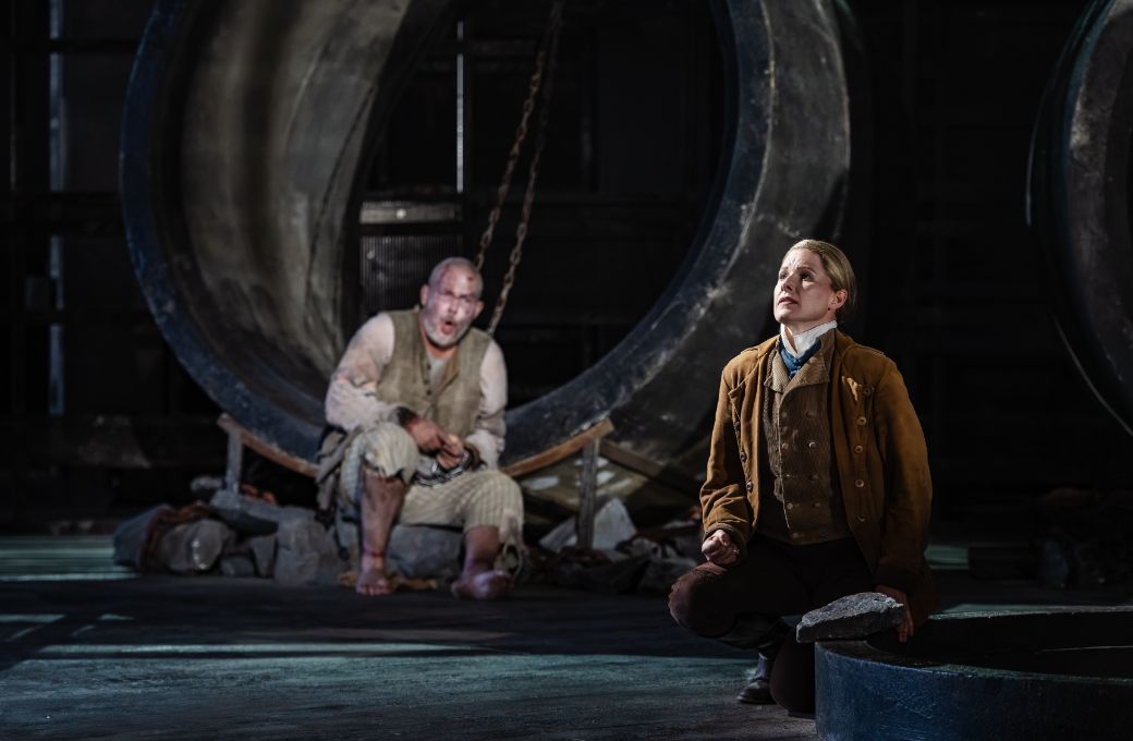 Robert Murray (Florestan) and Sally Matthews (Leonore) © Julian Guidera