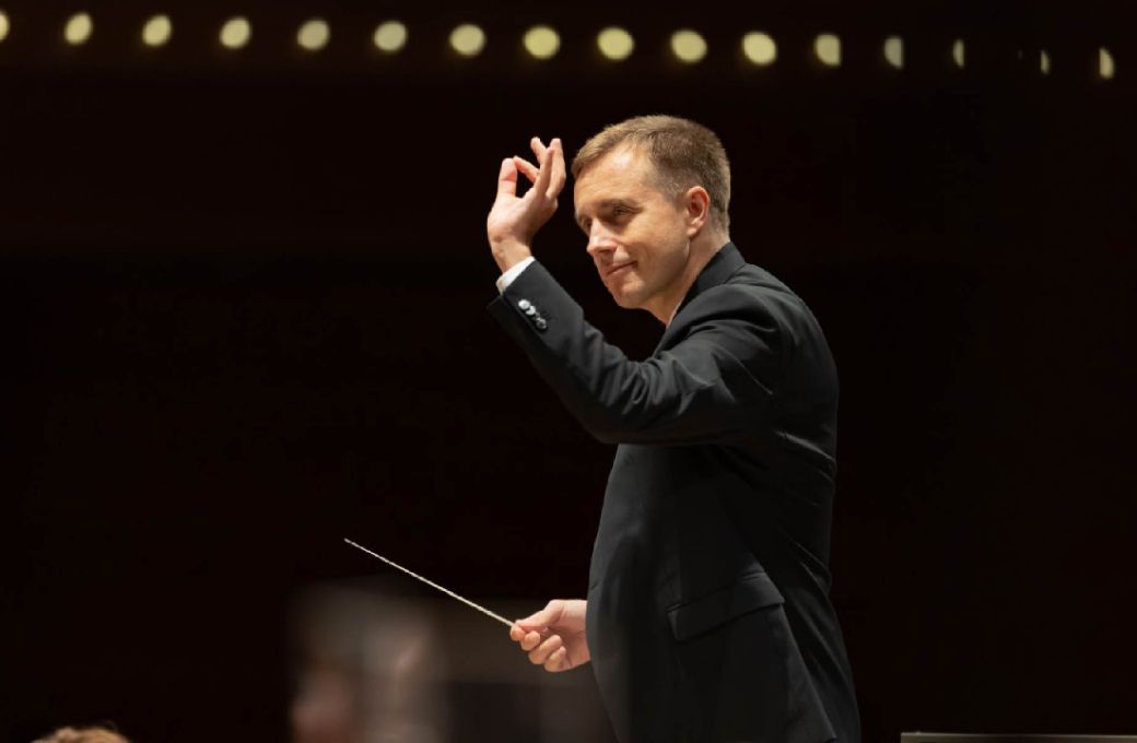 Vasily Petrenko &copy; Antoine Saito