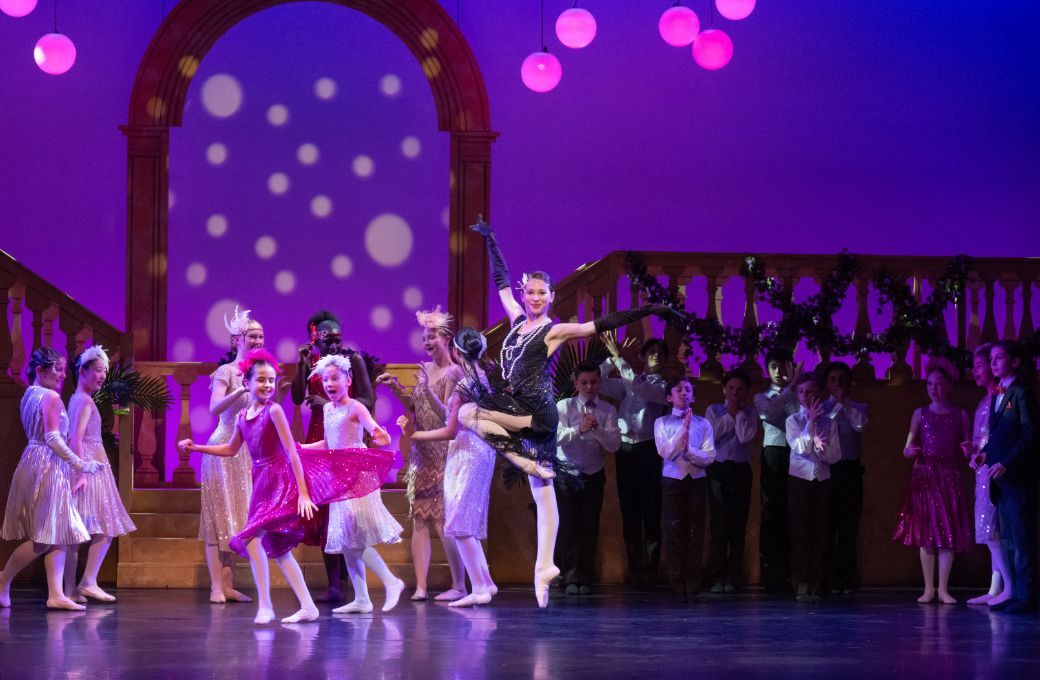 Eve Schwarz as the Flapper Girl in Kristen McNally's <i>Ella's Big Chance: A Jazz-Age Cinderella</i> © Photography by ASH