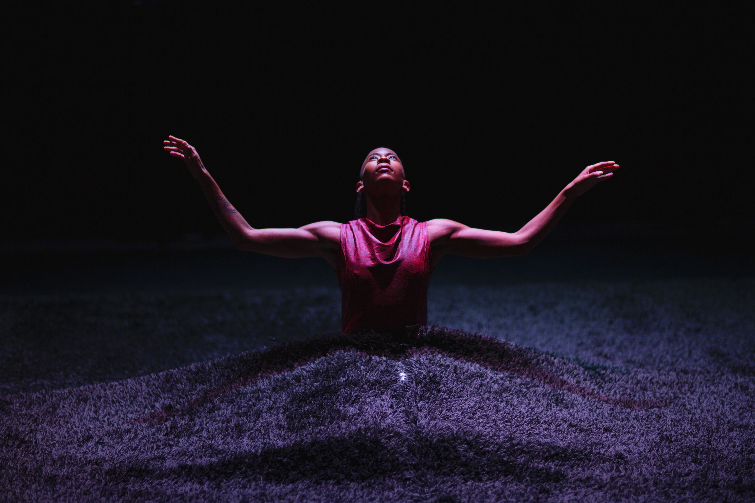 Naya Lovell in Johan Inger's <i>B.R.I.S.A</i> &copy; Yiling Zhao