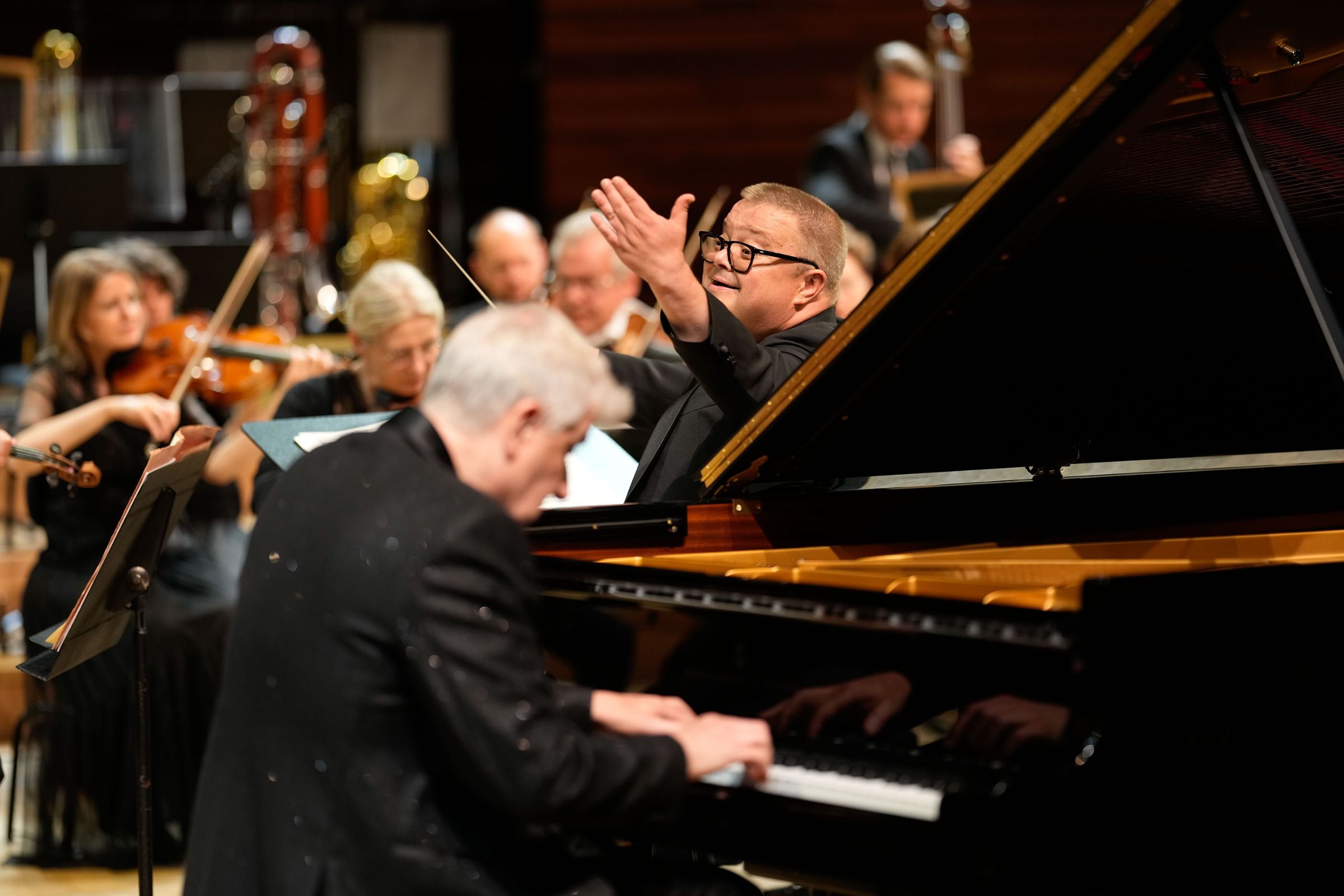 Jean-Yves Thibaudet, Mikko Franck et l'Orchestre Philharmonique de Radio France © Christophe Abramowitz / Radio France