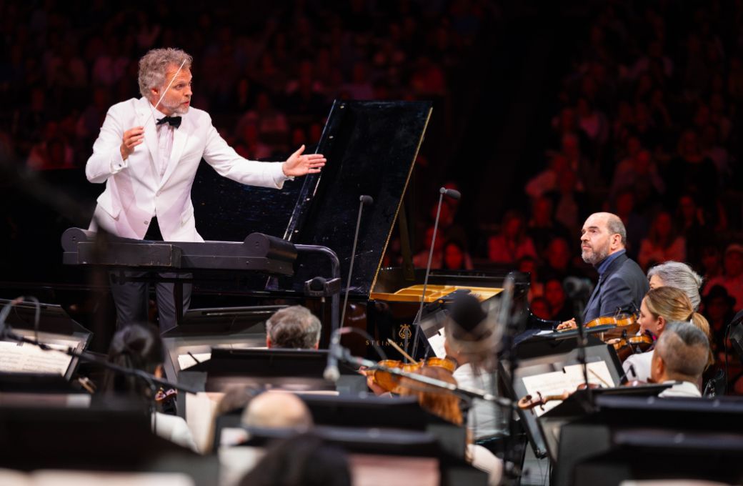 Thomas Søndergård, Kirill Gerstein and the LA Philharmonic © Elizabeth Asher, courtesy of the Los Angeles Philharmonic Association