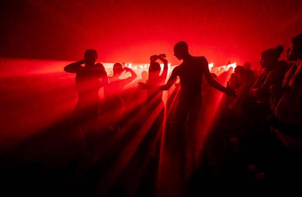 Dancers in <i>R.o.s.e</i> by Sharon Eyal and Gai Behar &copy; Johan Persson