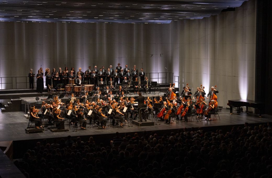 Roderick Cox et l'Orchestre national de Montpellier Occitanie au Festival de Radio France © Alyssa Leroy
