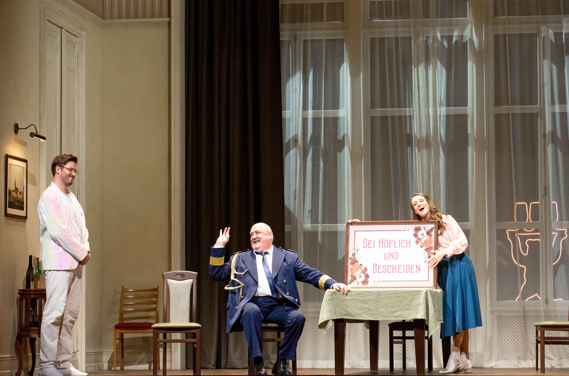 Samuel Hasselhorn (Barbier Schneidebart), Peter Rose (Sir Morosus) and Brenda Rae (Aminta) &copy; Bernd Uhlig