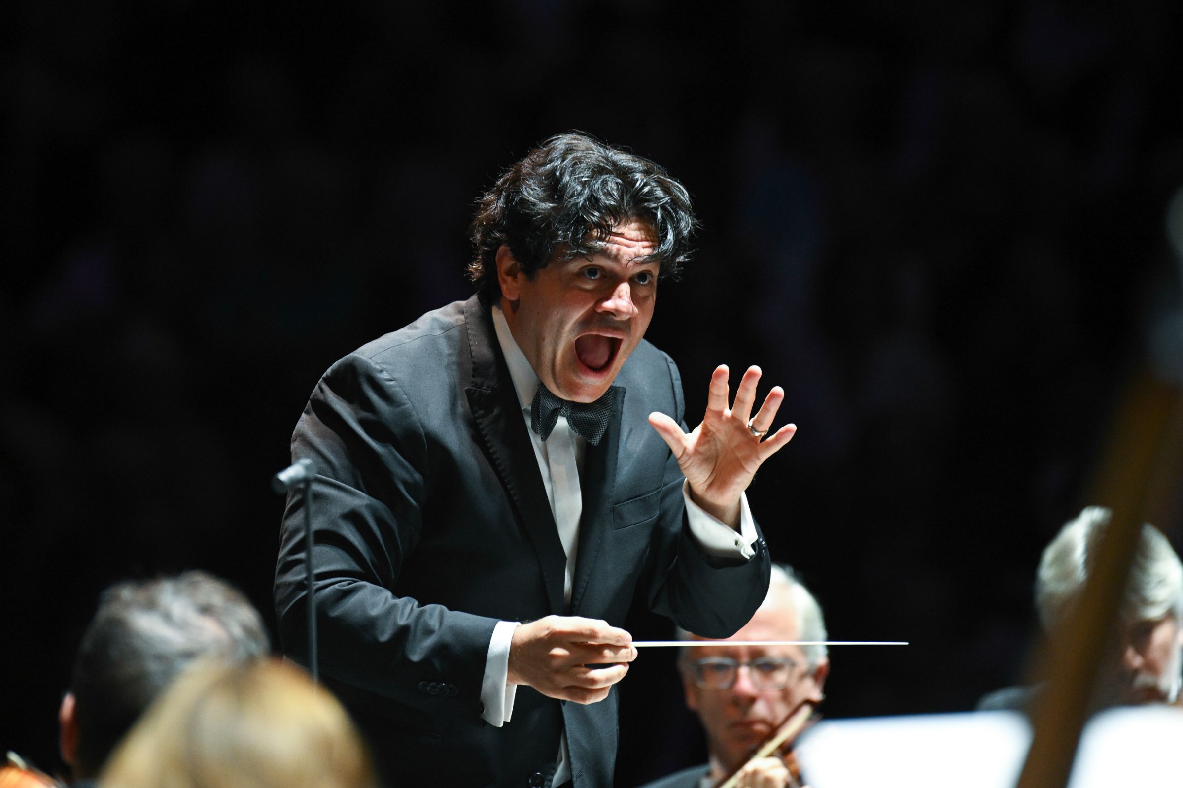 Cristian Măcelaru &copy; BBC | Chris Christodoulou