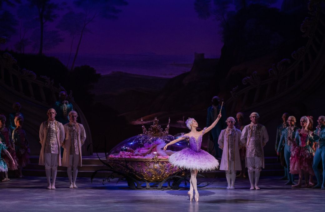 Rina Nemoto as the Lilac Fairy with The Australian Ballet in <i>The Sleeping Beauty</i> &copy; Jonathan van der Knaap