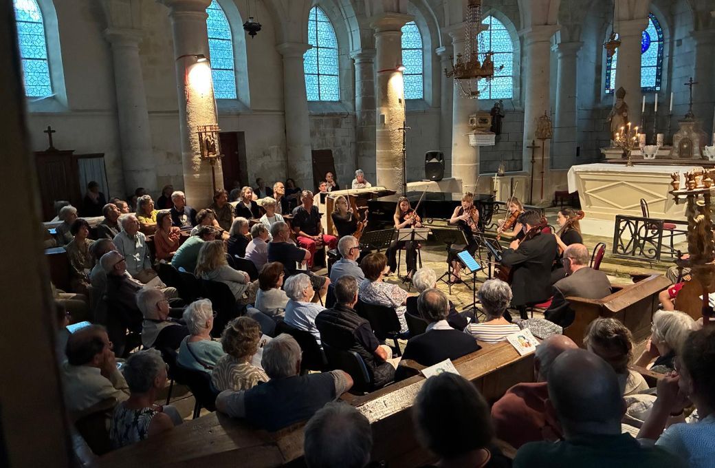 Manon Galy, Lucile Podor, Violaine Despeyroux, Adèle Ginestet, Stéphanie Huang, Gabriel Guignier &copy; Zacharie Podor