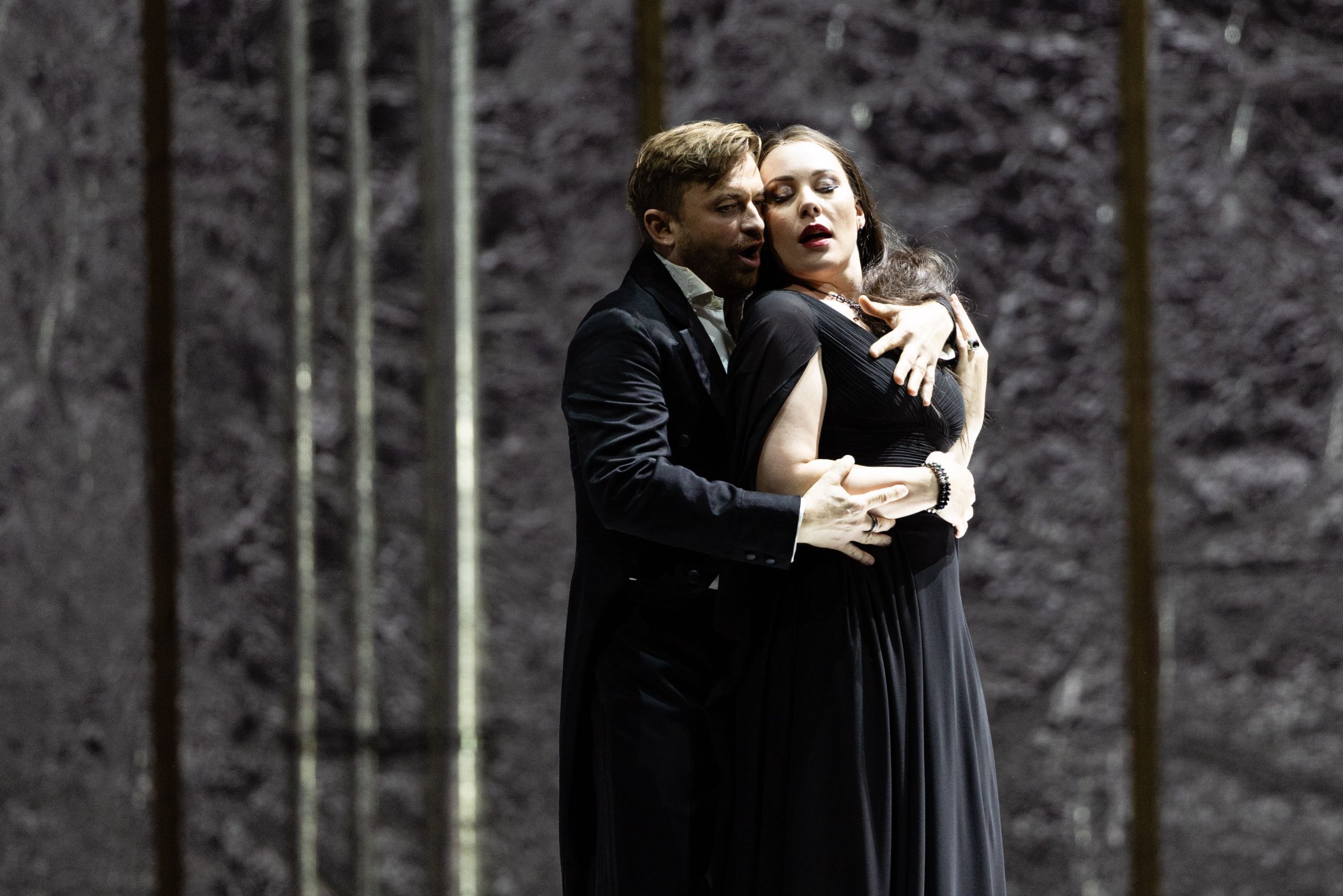 Pavol Breslik (Prince) and Elena Guseva (Foreign Princess) &copy; Geoffroy Schied