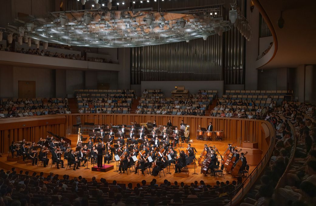 Myung-whun Chung conducts China NCPA Orchestra © Niu Xiaobei