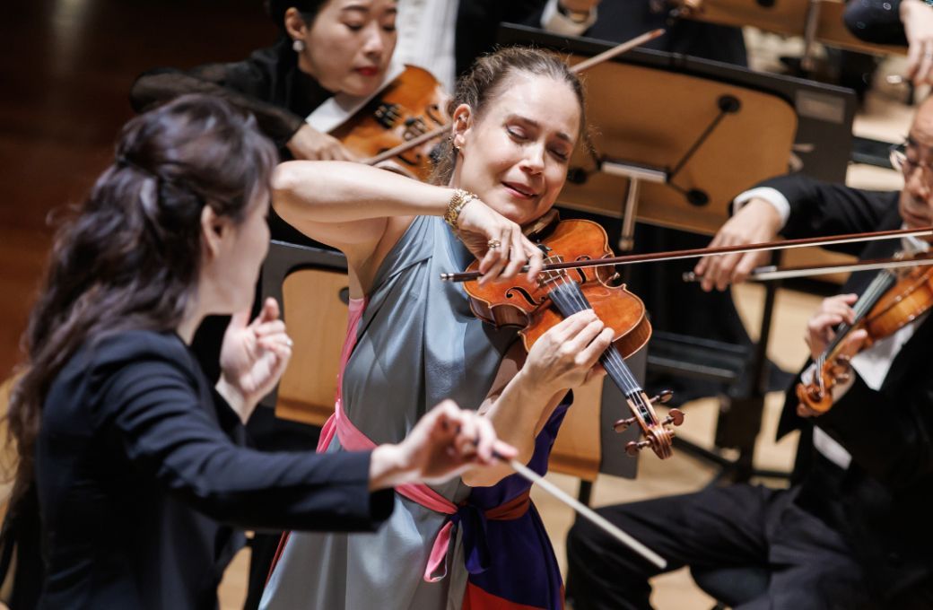 Han-Na Chang and Leila Josefowicz © Chris P Lim | Singapore Symphony Orchestra