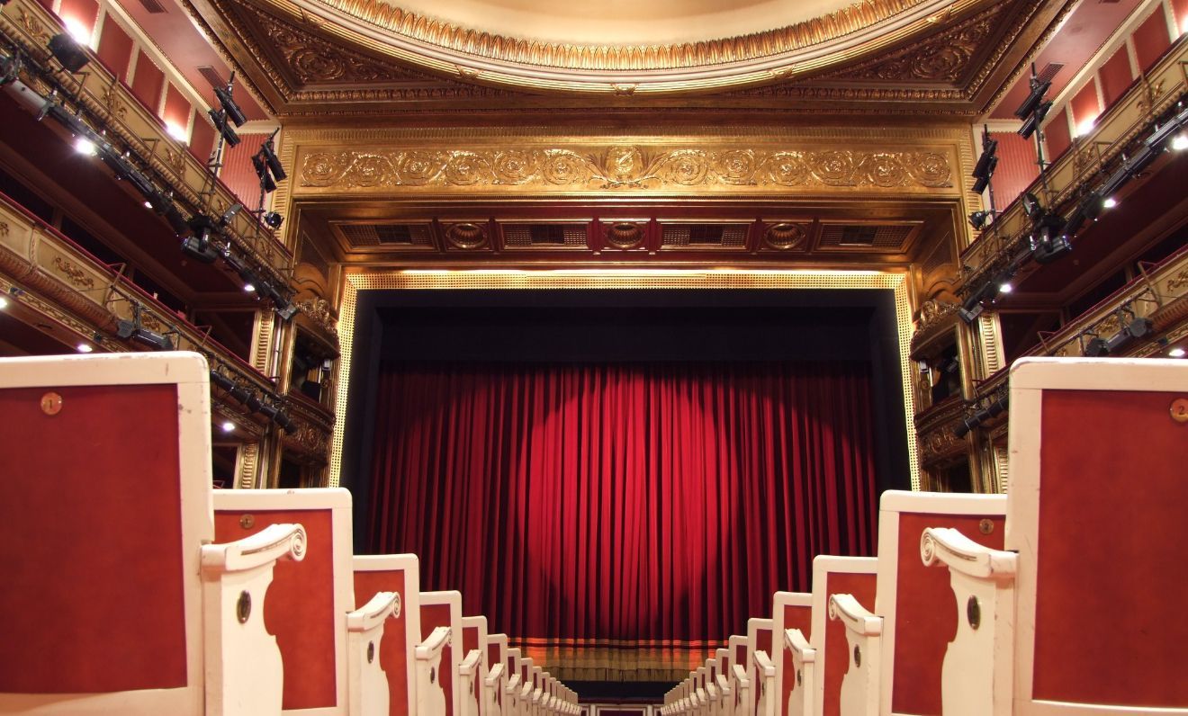 Teatro de la Zarzuela &copy; Neil Becerra