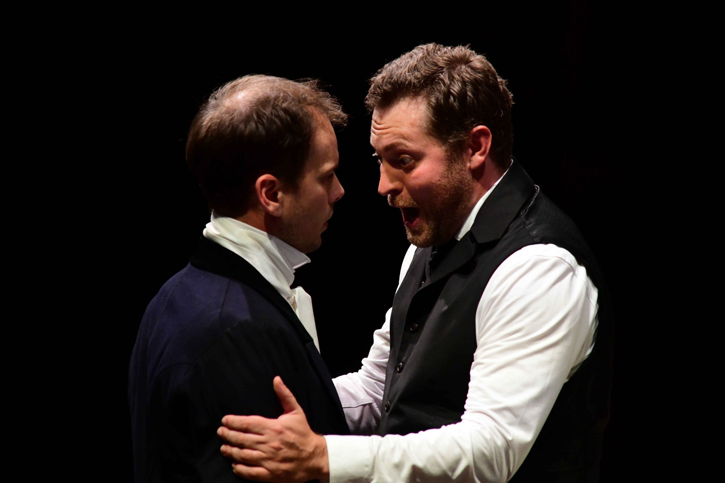 Xavier Hetherington (Lensky) and Timothy Nelson (Onegin) © Allan Titmuss
