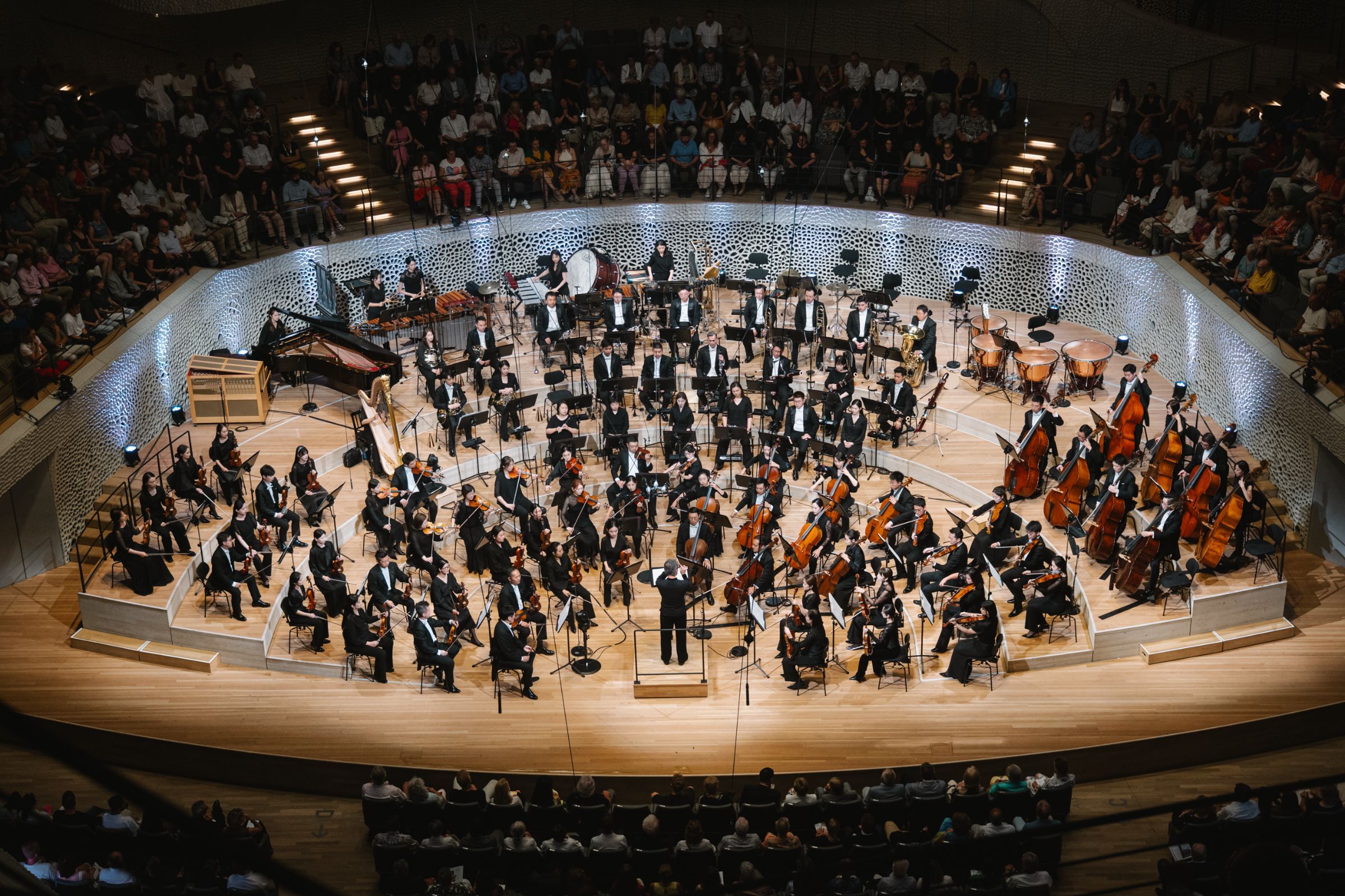 The China NCPA Orchestra in the Elbphilharmonie &copy; Daniel Dittus