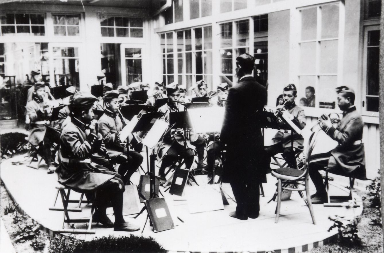 Itō clothing store band, c. 1911 &copy; Courtesy of Tokyo Philharmonic