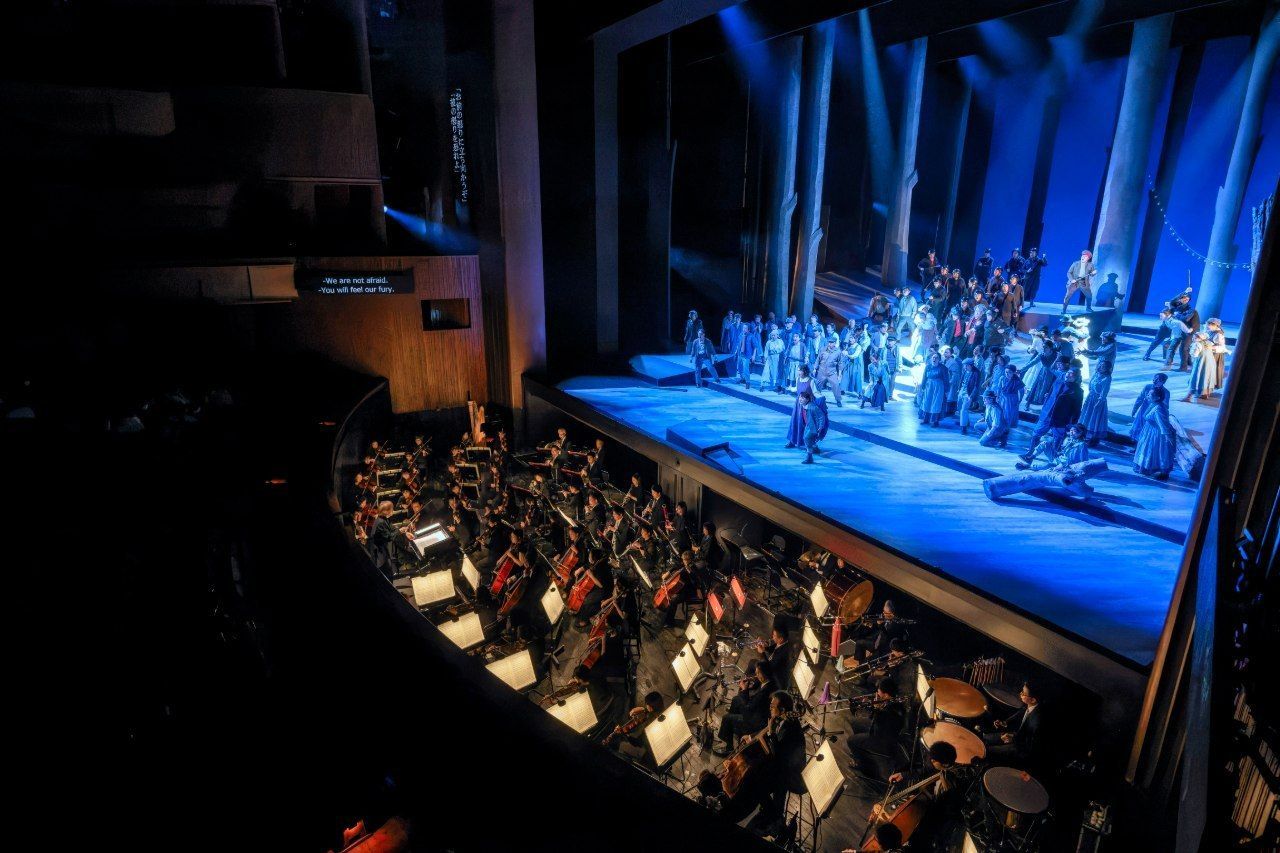 Tokyo Philharmonic in the pit at New National Theatre, Tokyo &copy; Akihito Abe | New National Theatre, Tokyo