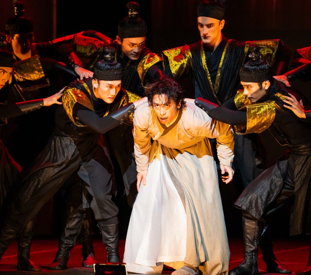 Ma Renjie and Hong Kong Ballet in <i>The Butterfly Lovers</i> &copy; Steven Pisano