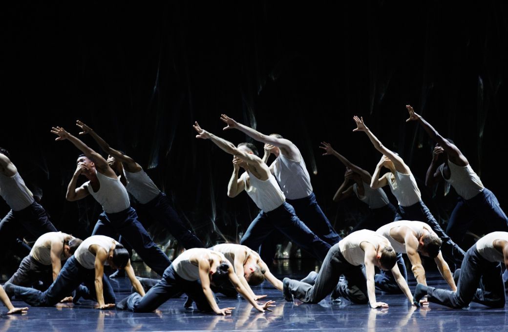 Nederlands Dans Theater 1 in <i>Figures in Extinction</i> by Crystal Pite and Simon McBurney &copy; Andrew Perry
