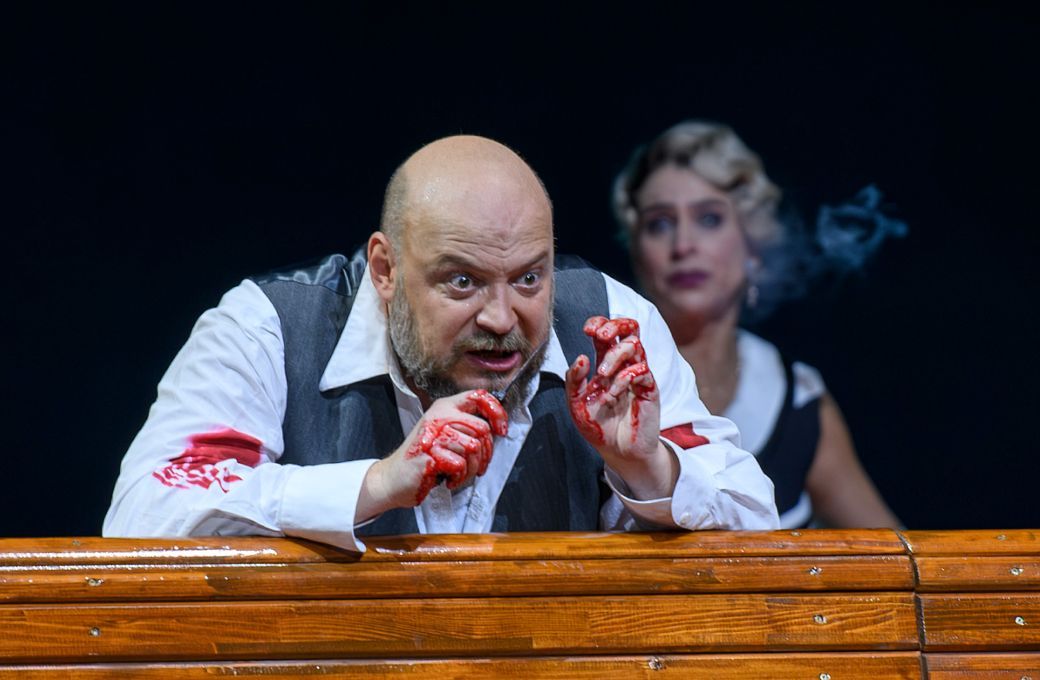 Vladislav Sulimsky (Macbeth) und Asmik Grigorian (Lady Macbeth) &copy; SF | Ruth Walz