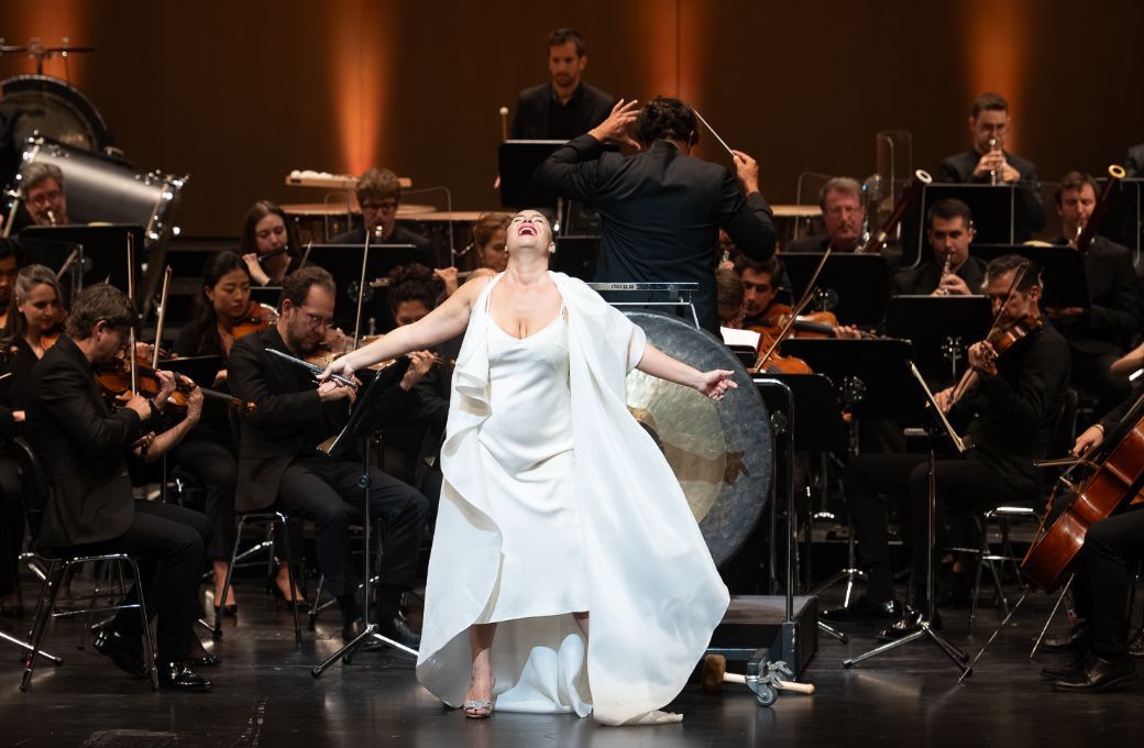 Sonya Yoncheva (Norma) &copy; Michael Gregonowits