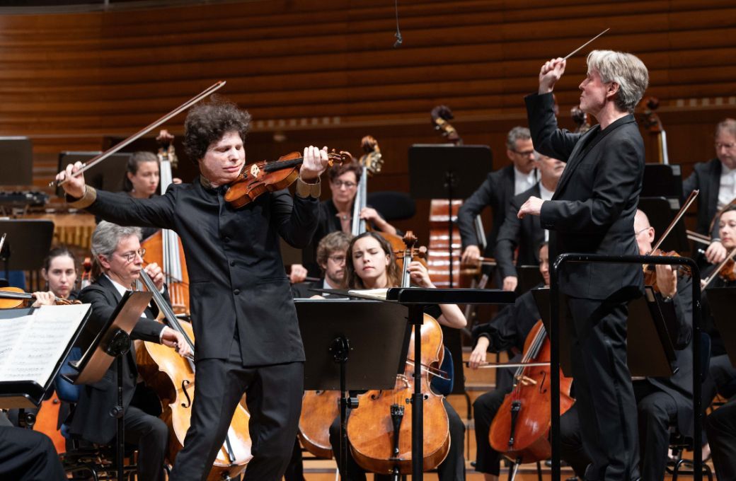 Augustin Hadelich und Esa-Pekka Salonen mit dem Orchestre de Paris © Manuela Jans | Lucerne Festival