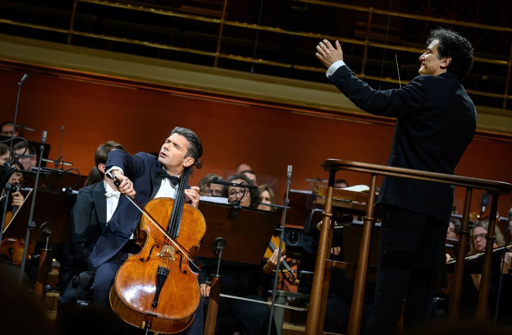 Gautier Capu&ccedil;on and Alain Altinoglu with the Frankfurt Radio Symphony &copy; Petra Hajsk&aacute; | Dvoř&aacute;k Prague Festival