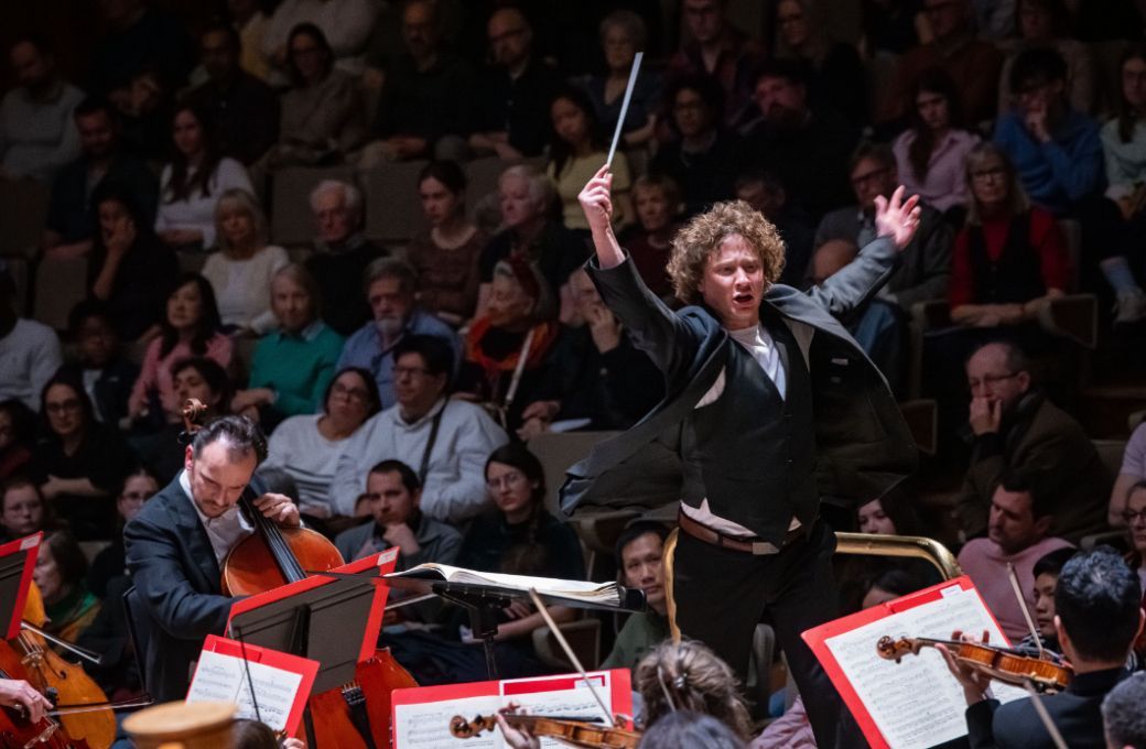 Santtu-Mathias Rouvali conducts the Philharmonia &copy; Philharmonia Orchestra | Marc Gascoigne